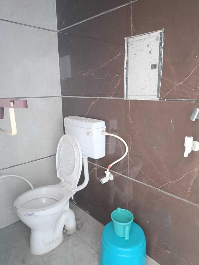 Hotel O Sky Blue Palwal Екстериор снимка