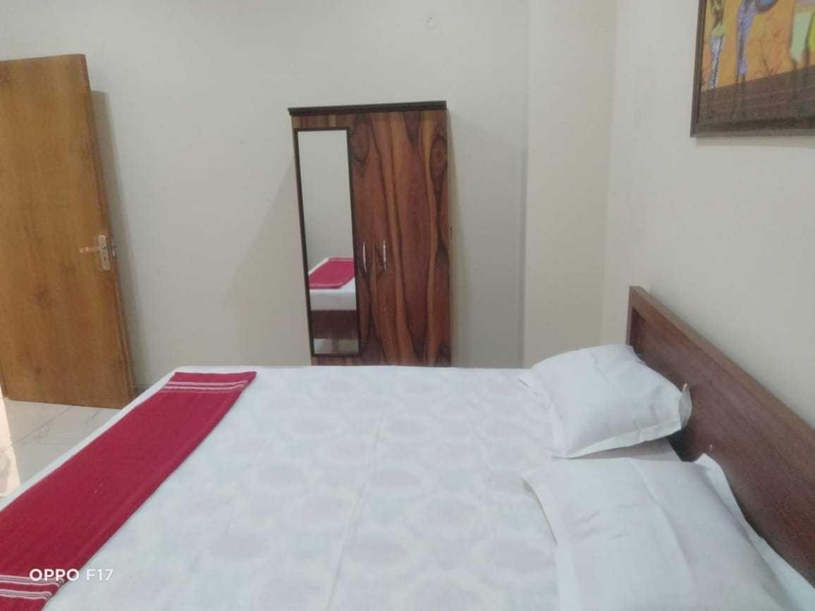 Hotel O Sky Blue Palwal Екстериор снимка