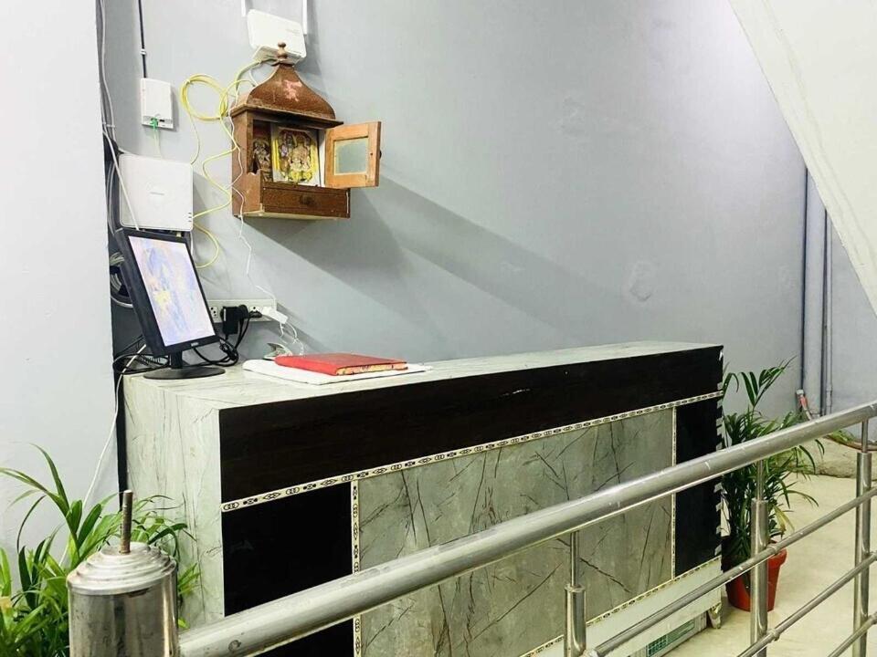 Hotel O Sky Blue Palwal Екстериор снимка